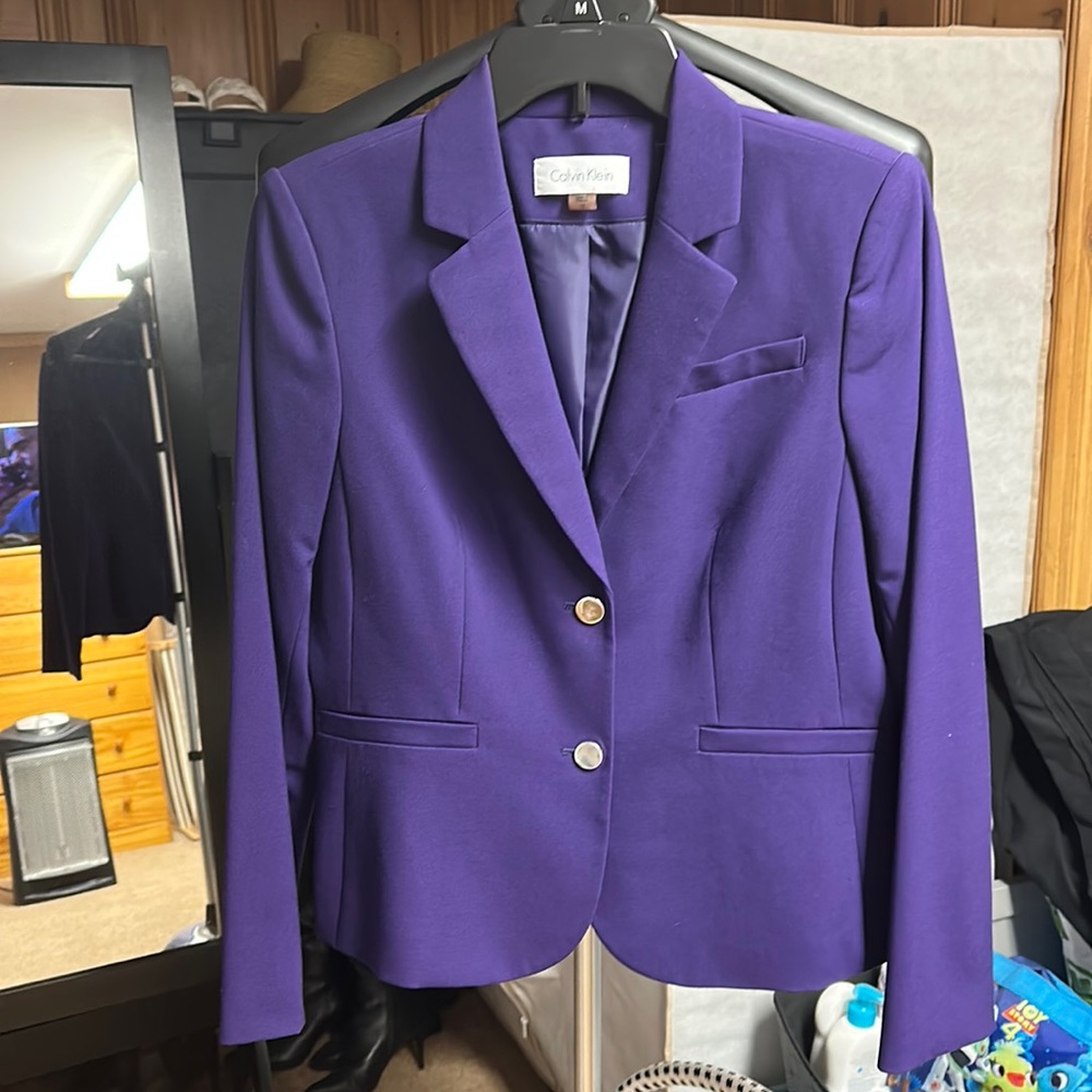 Women’s Calvin Klein suit jacket. Size 10. Royal purple color.